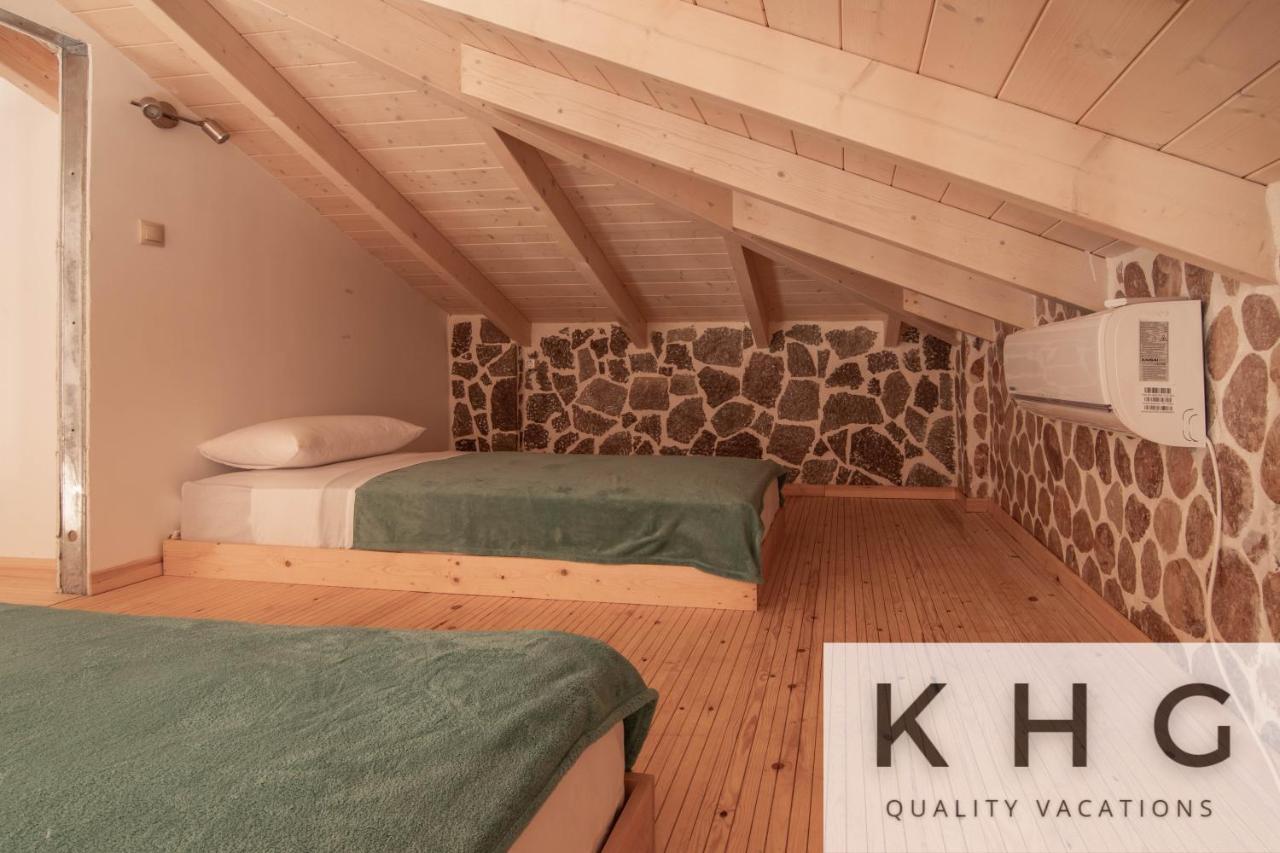 Leo'S Stone Made Villa! Karavádhos Eksteriør bilde